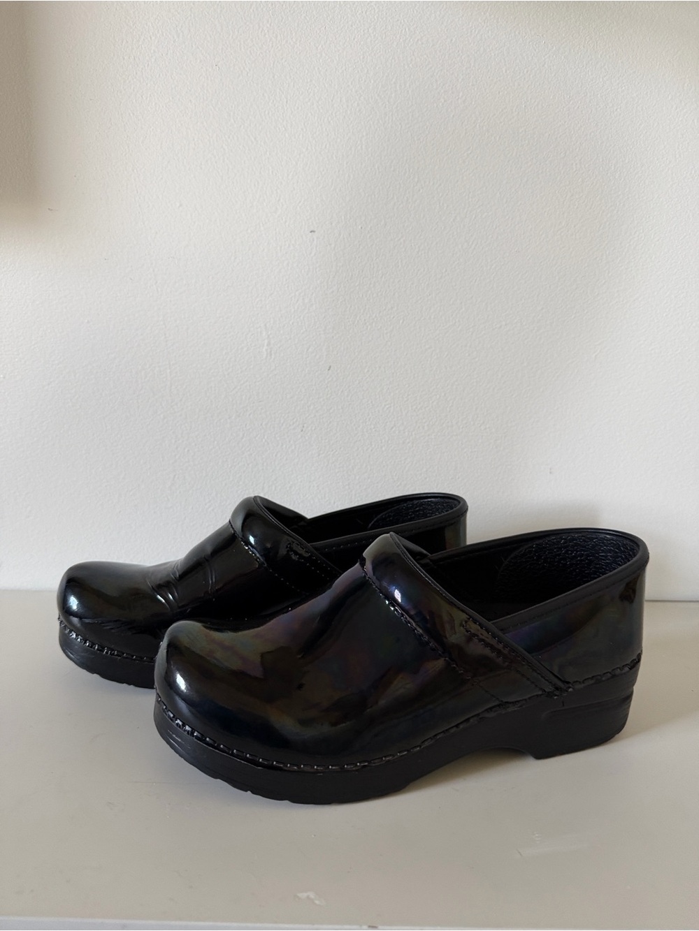 Dansko Women's Iridescent Black Clog. Sz 38 (US 7.5-8) - Picture 2 of 9